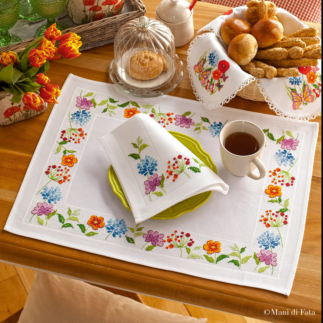 Kit tovaglietta americana con tovagliolo Fiori Primavera punto croce