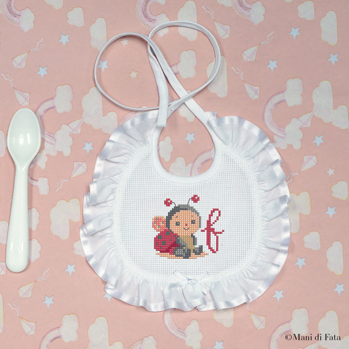 Kit bavaglino con rouche Coccinella e iniziale