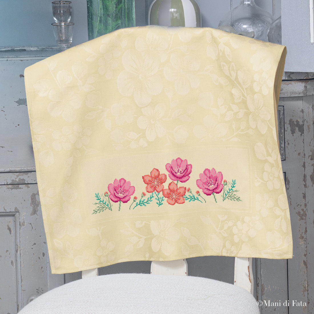Kit asciugapiatti giallo Peonie e Ninfee ricamo a punto croce