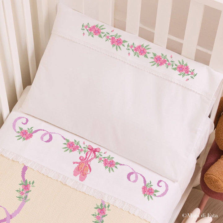 Kit parure lettino sangallo Fiori rosa e nastri ricamo punto croce