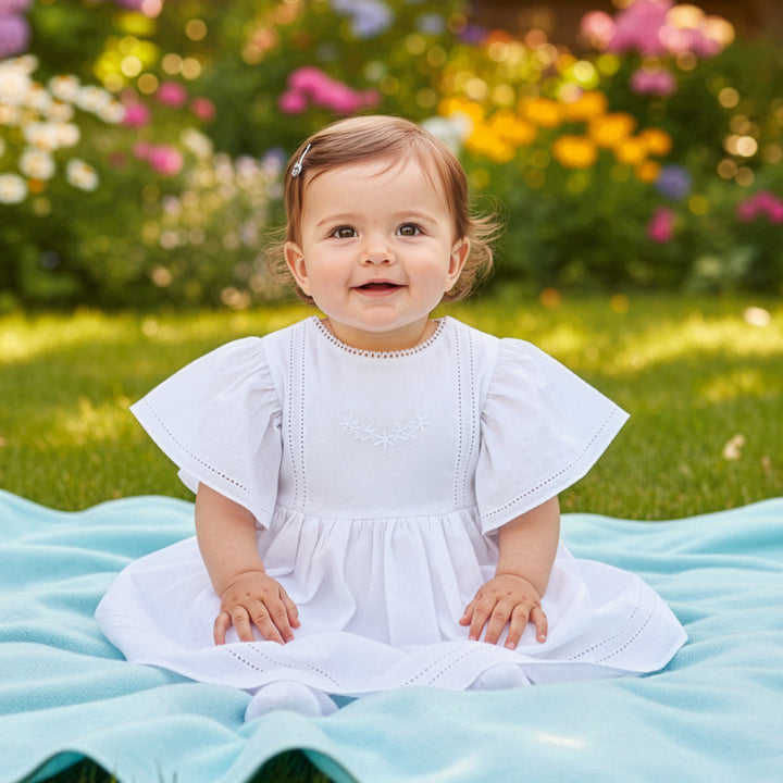 Abitino bimba bianco in misto lino