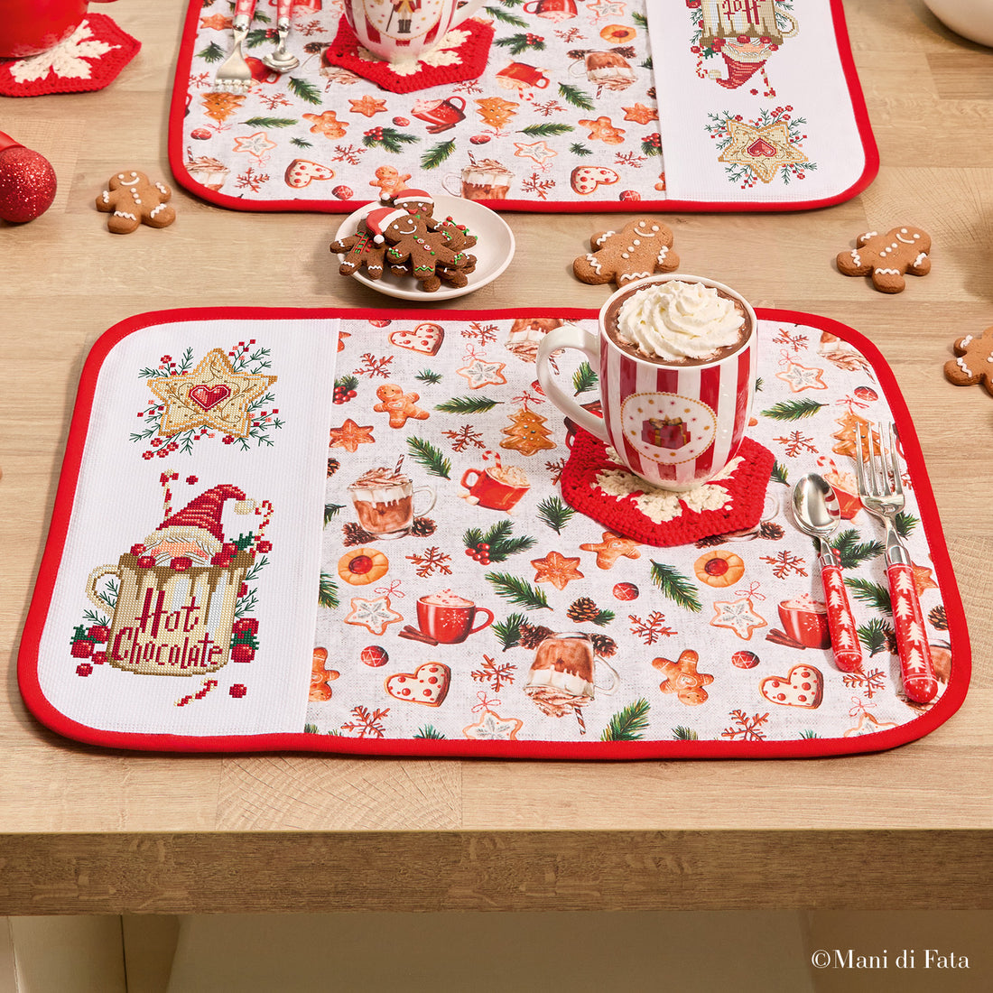 Kit tovaglietta americana natalizia Tazza e Gnomo ricamo punto croce