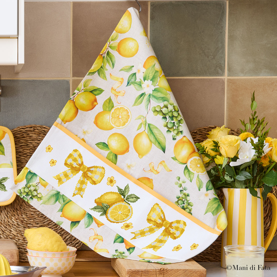 Kit asciugapiatti Fiocchi e limoni ricamo a punto croce