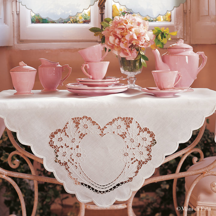 Kit tovaglietta Cuore e fiori a intaglio