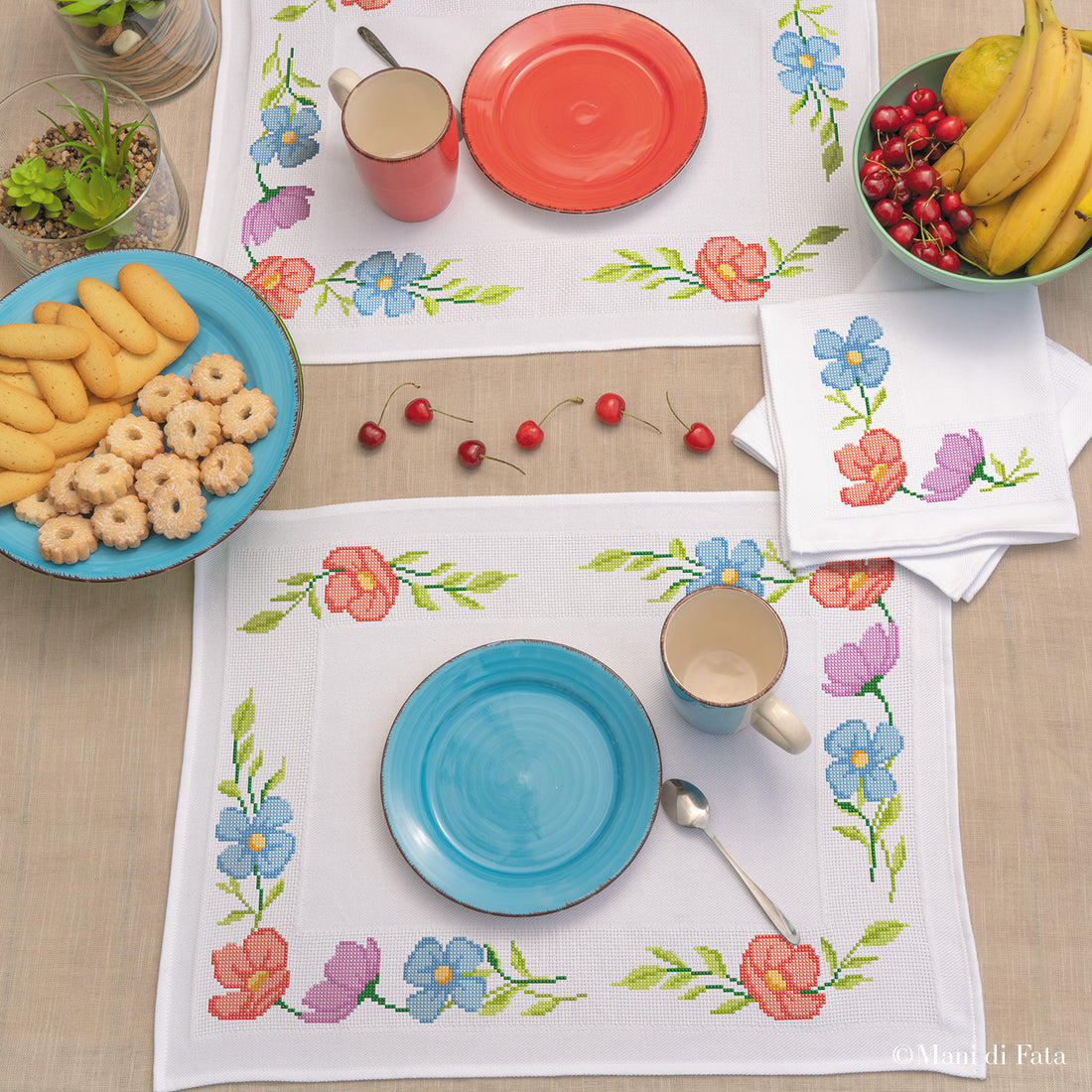 Kit coppia di americani da ricamare a punto croce con fiori vivaci