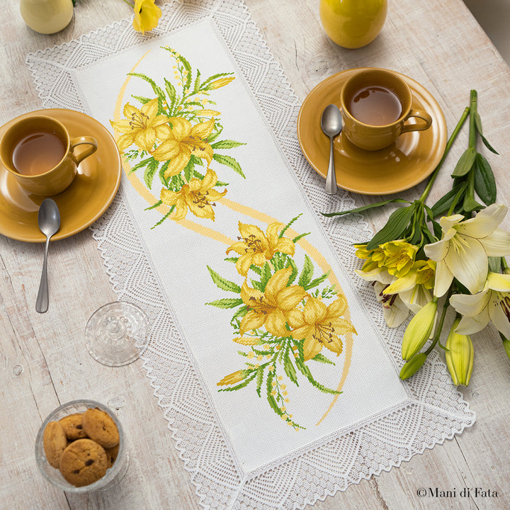 Kit centro rettangolare grande Lilium ricamo punto croce