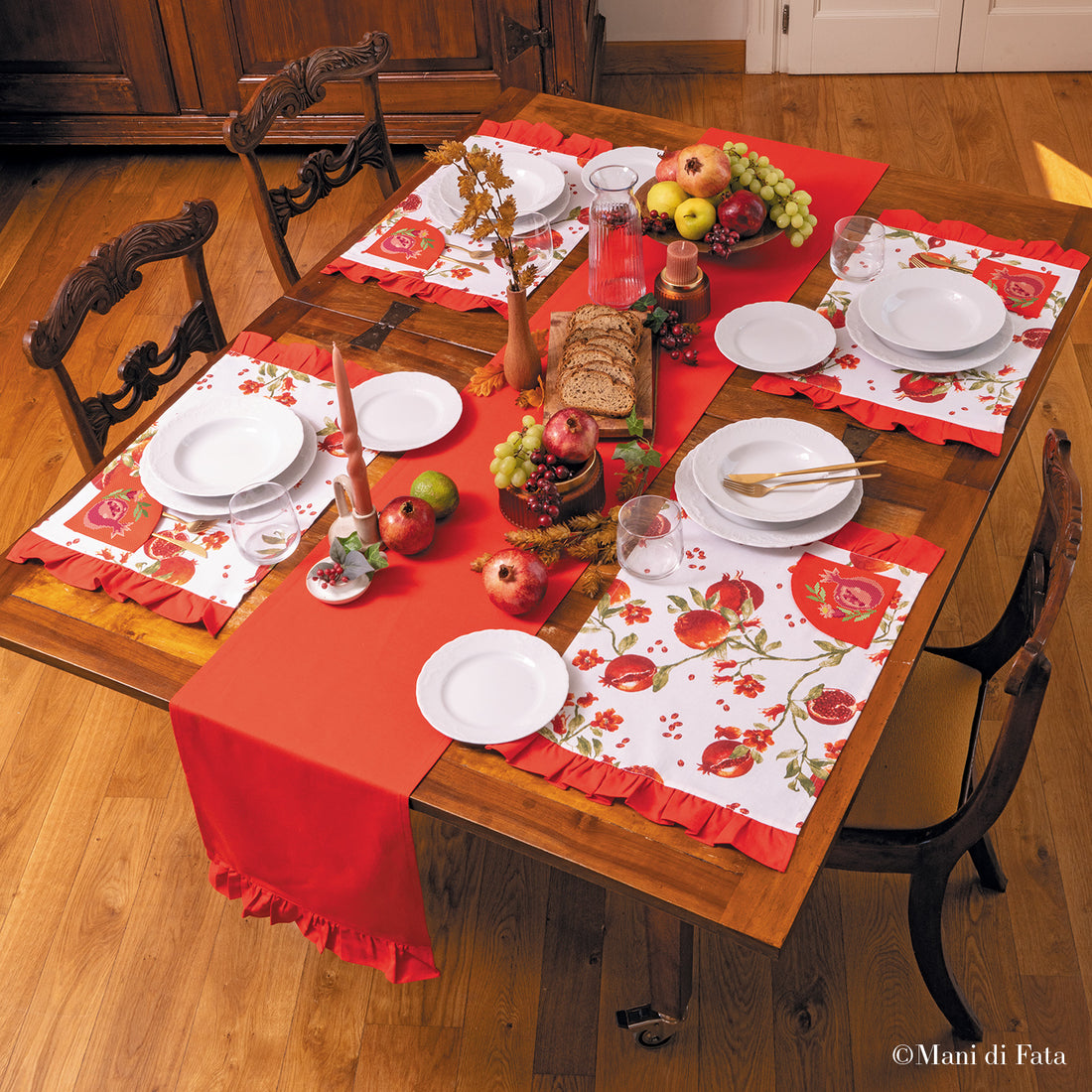 Kit 4 americani con tessuto melograno e runner in cotone rosso rifinito con rouges