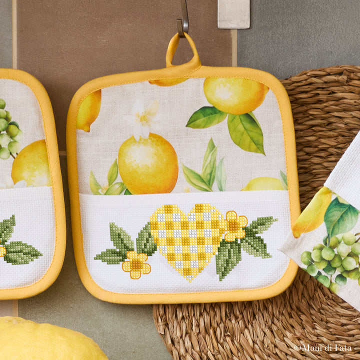 Kit presina in cotone  Cuore e fiori a punto croce