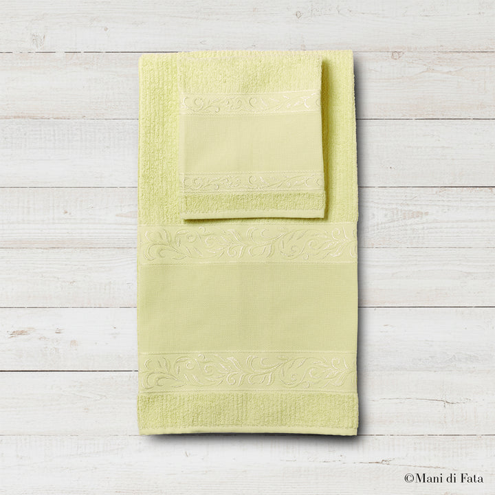 Parure spugna sedano Verona ricamo punto croce