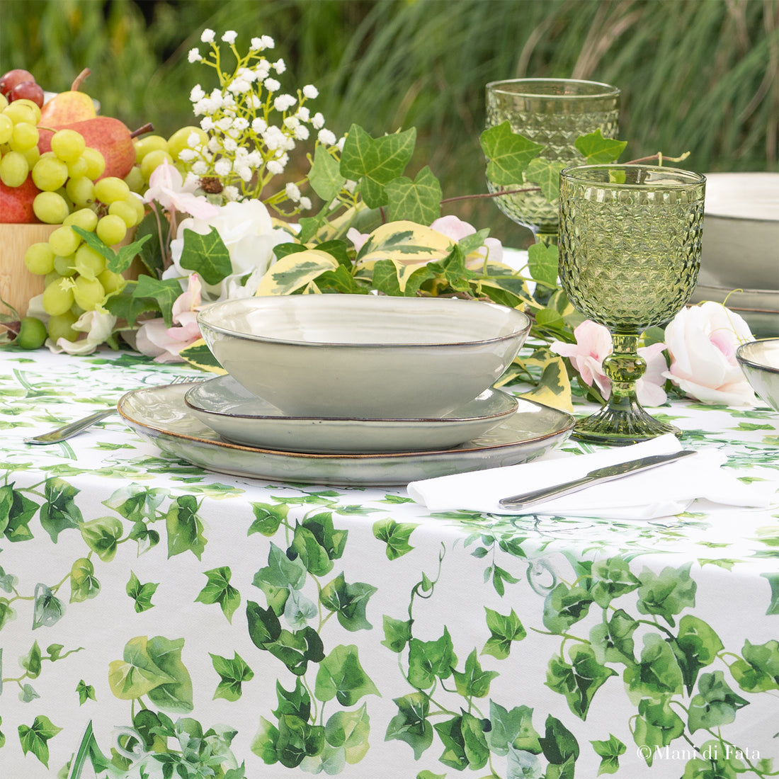 Tovaglia in cotone fantasia edera da 8 posti 