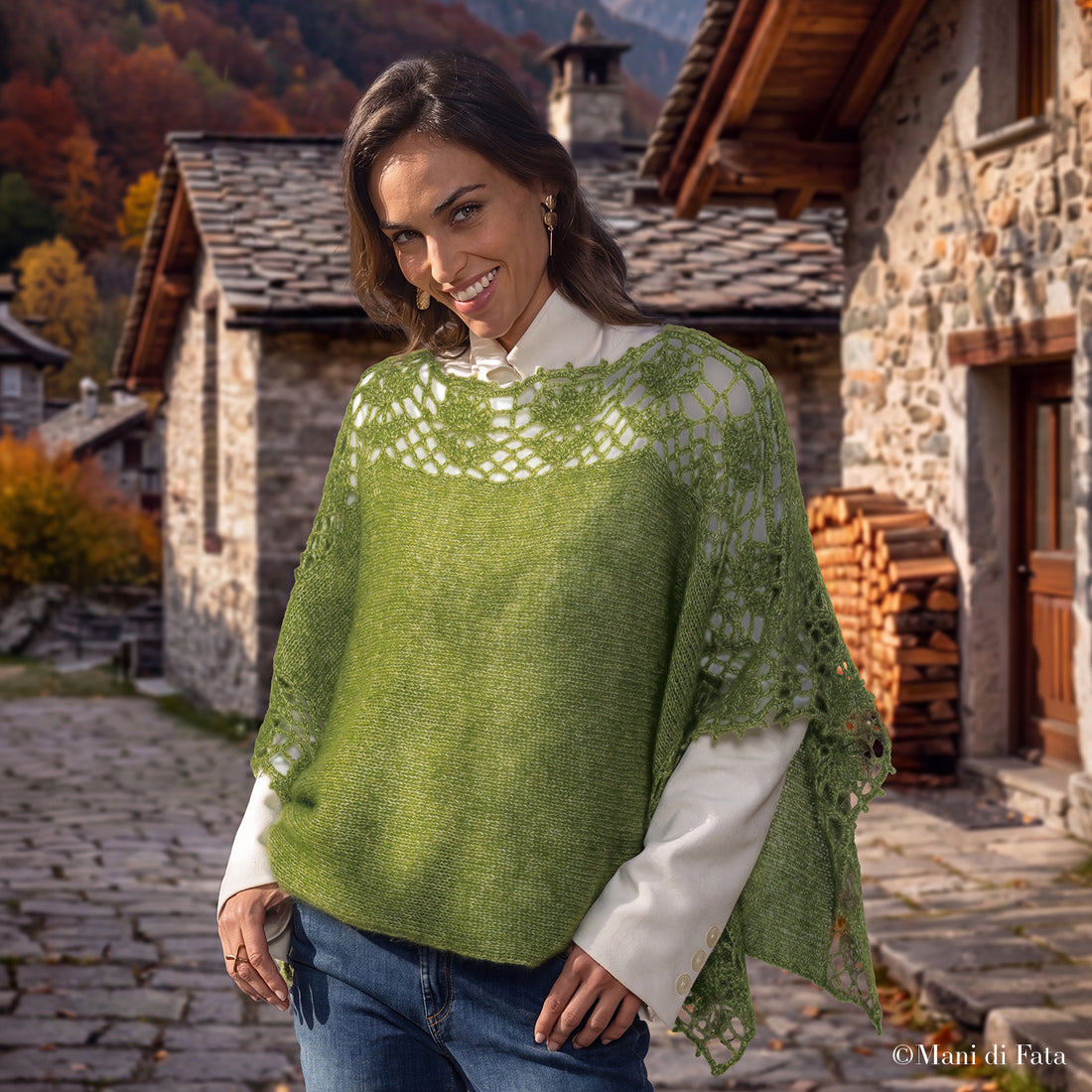 Kit poncho con bordo traforato
