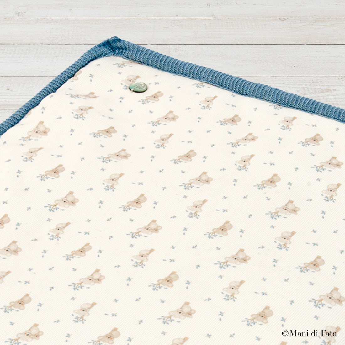 Copertina culla in misto cashmere con tessuto stampa koala