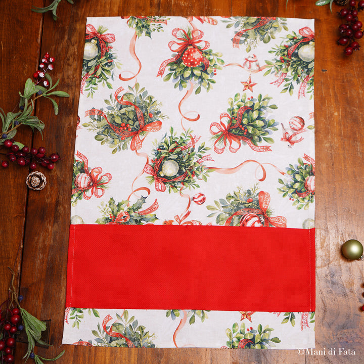 Asciugapiatti natalizio con tela Aida rossa da ricamare a punto croce