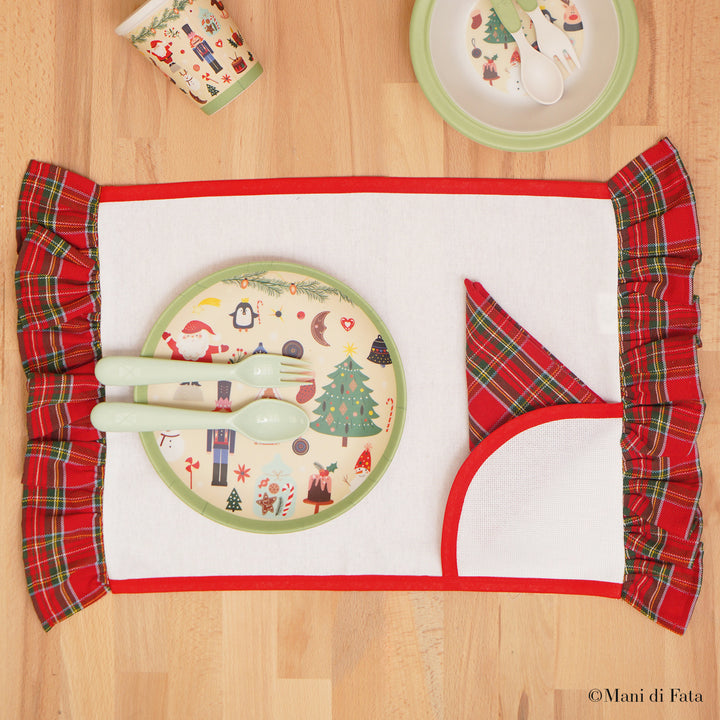 Americano con tovagliolo scozzese ricamo punto croce