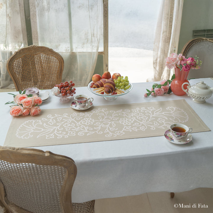 Kit lista in tela aida corda con decoro floreale bianco da ricamare a punto croce