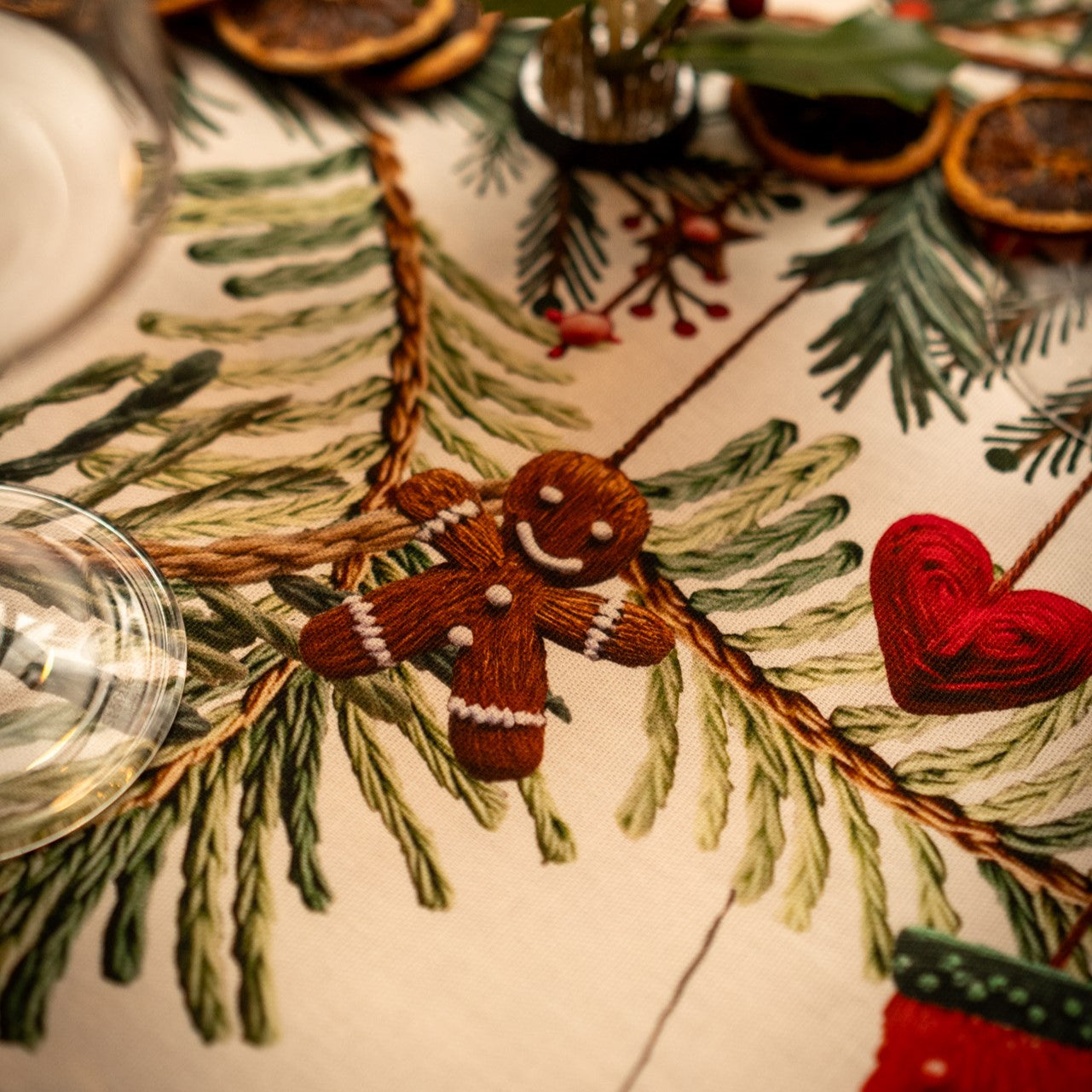 Runner natalizio in cotone 'Abeti e addobbi'
