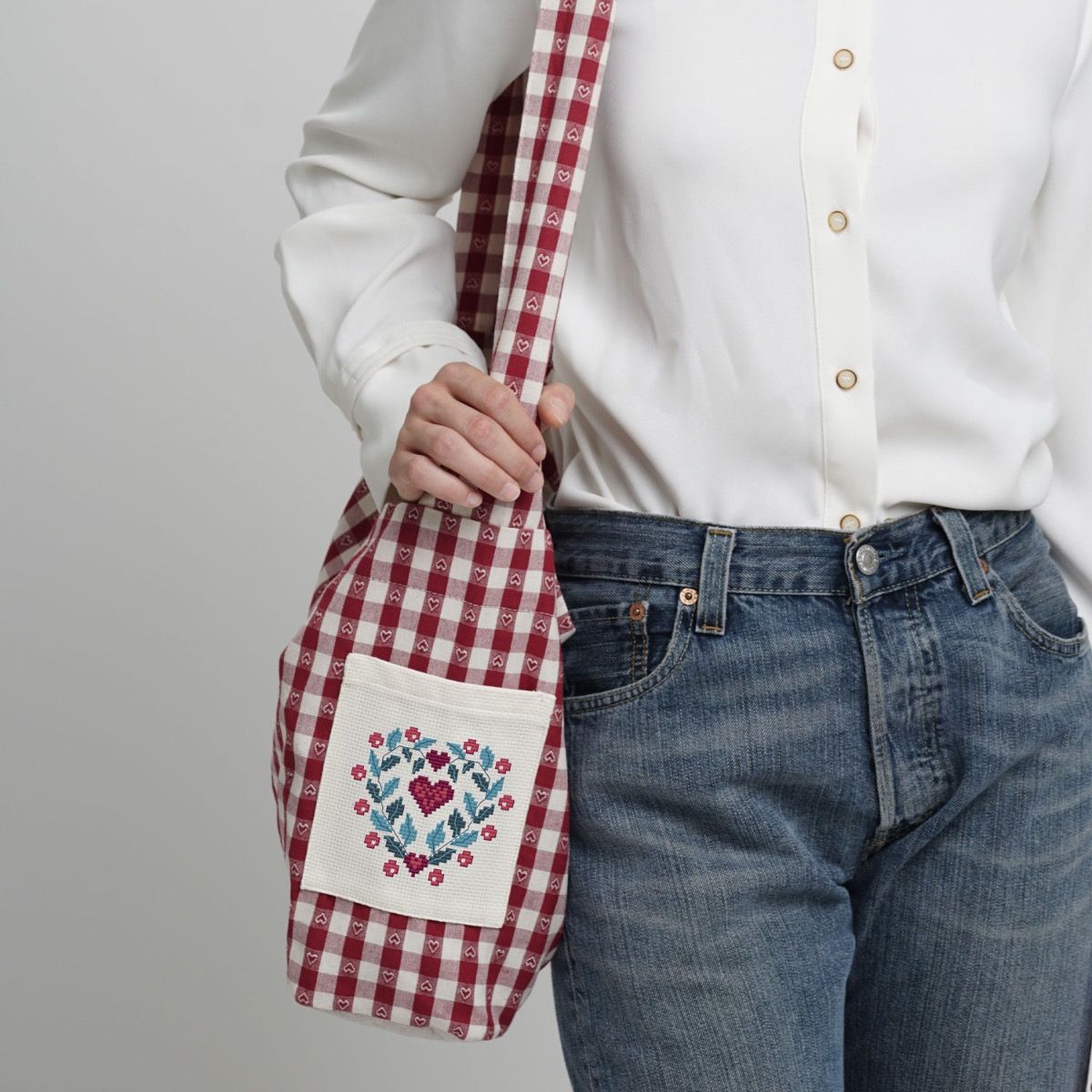 Kit punto croce borsa confezionata ricamabile motivo 'Cuore'