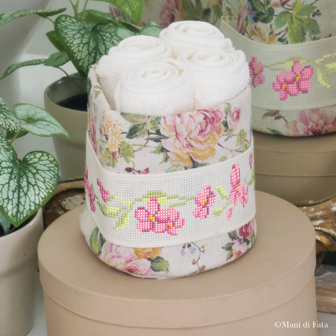 Kit porta lavette Fiorellini Rosa ricamo a punto croce