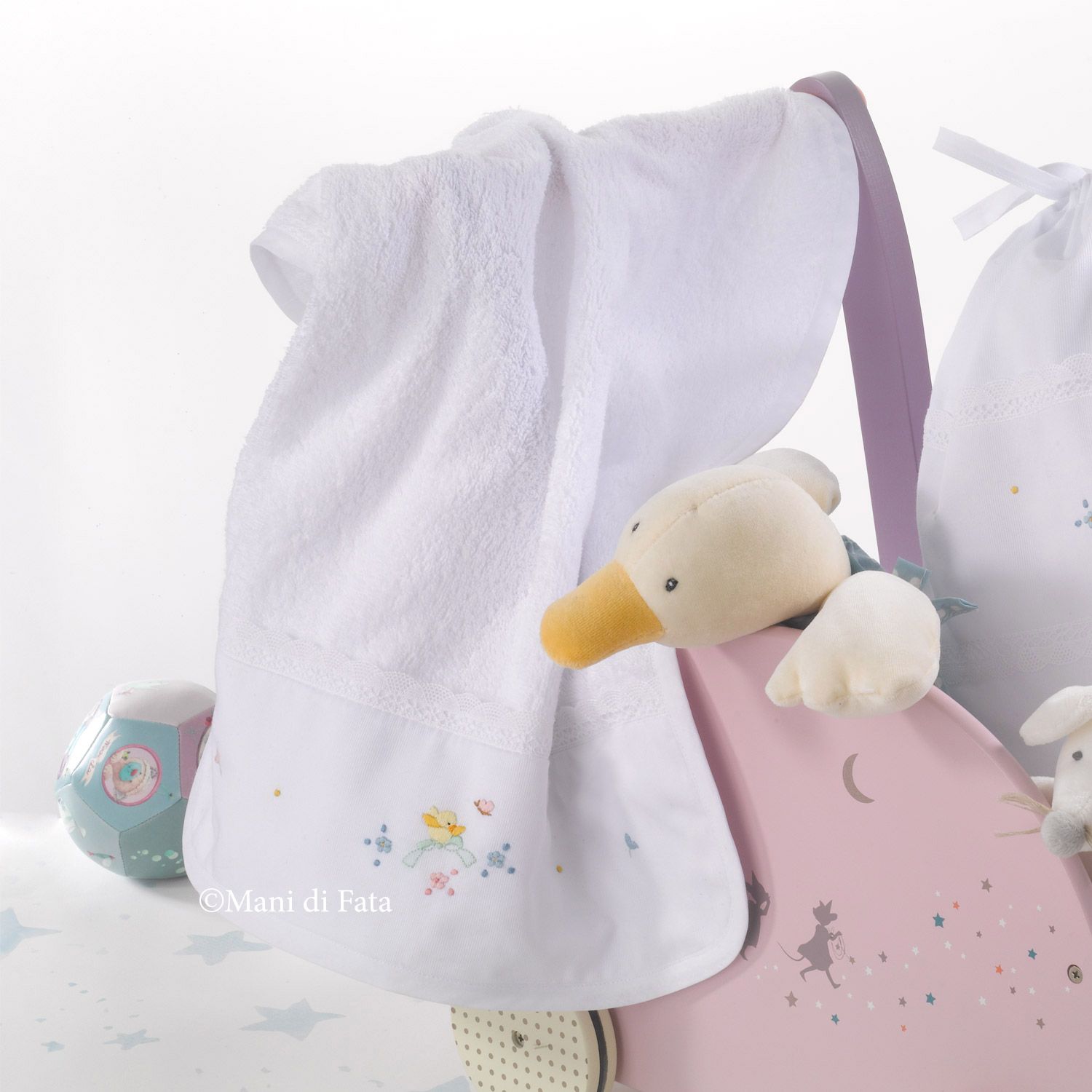 Asciugamano baby in spugna ricamato a mano pulcini e fiocco