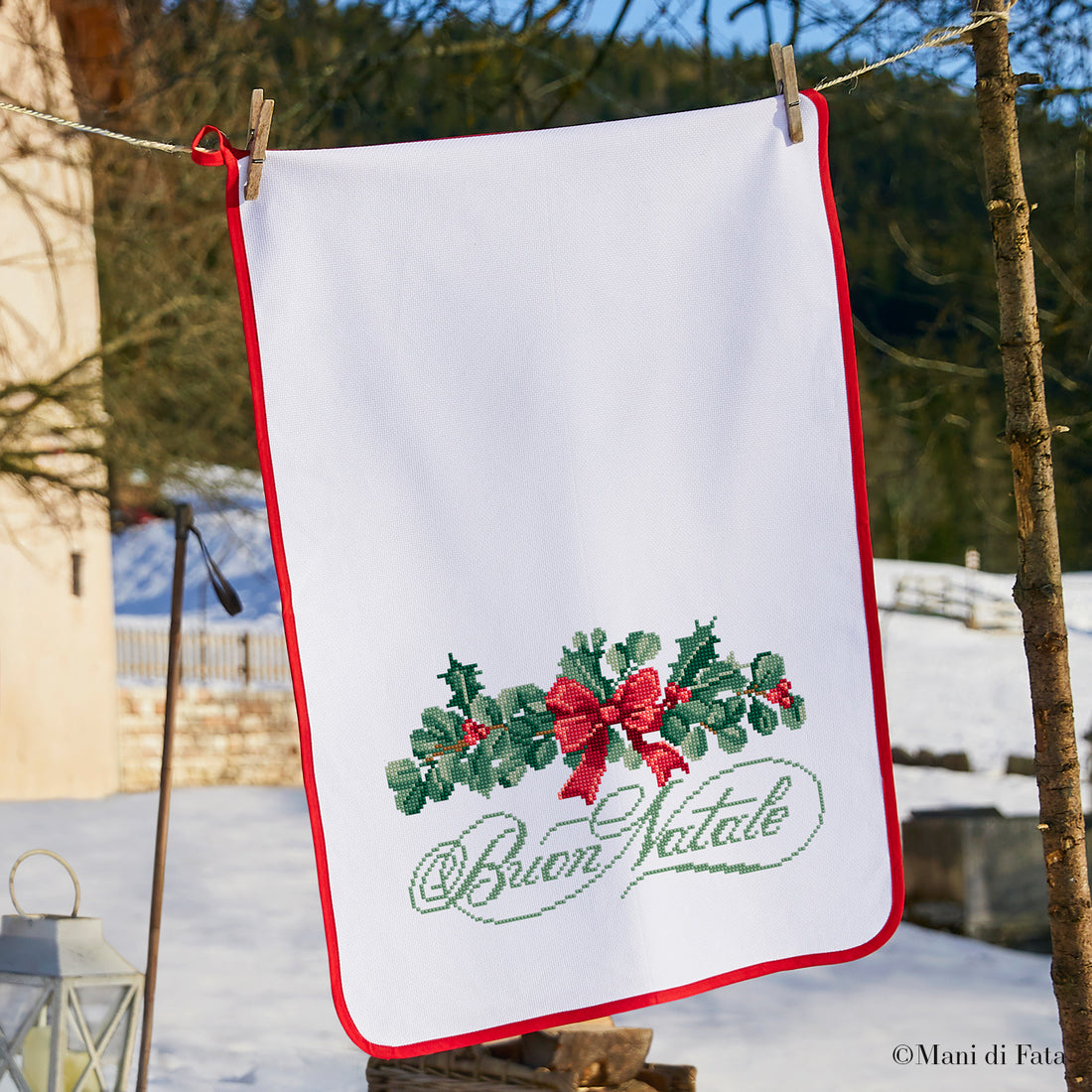 Kit asciugapiatti da ricamare a punto croce 'Fiocco natalizio'