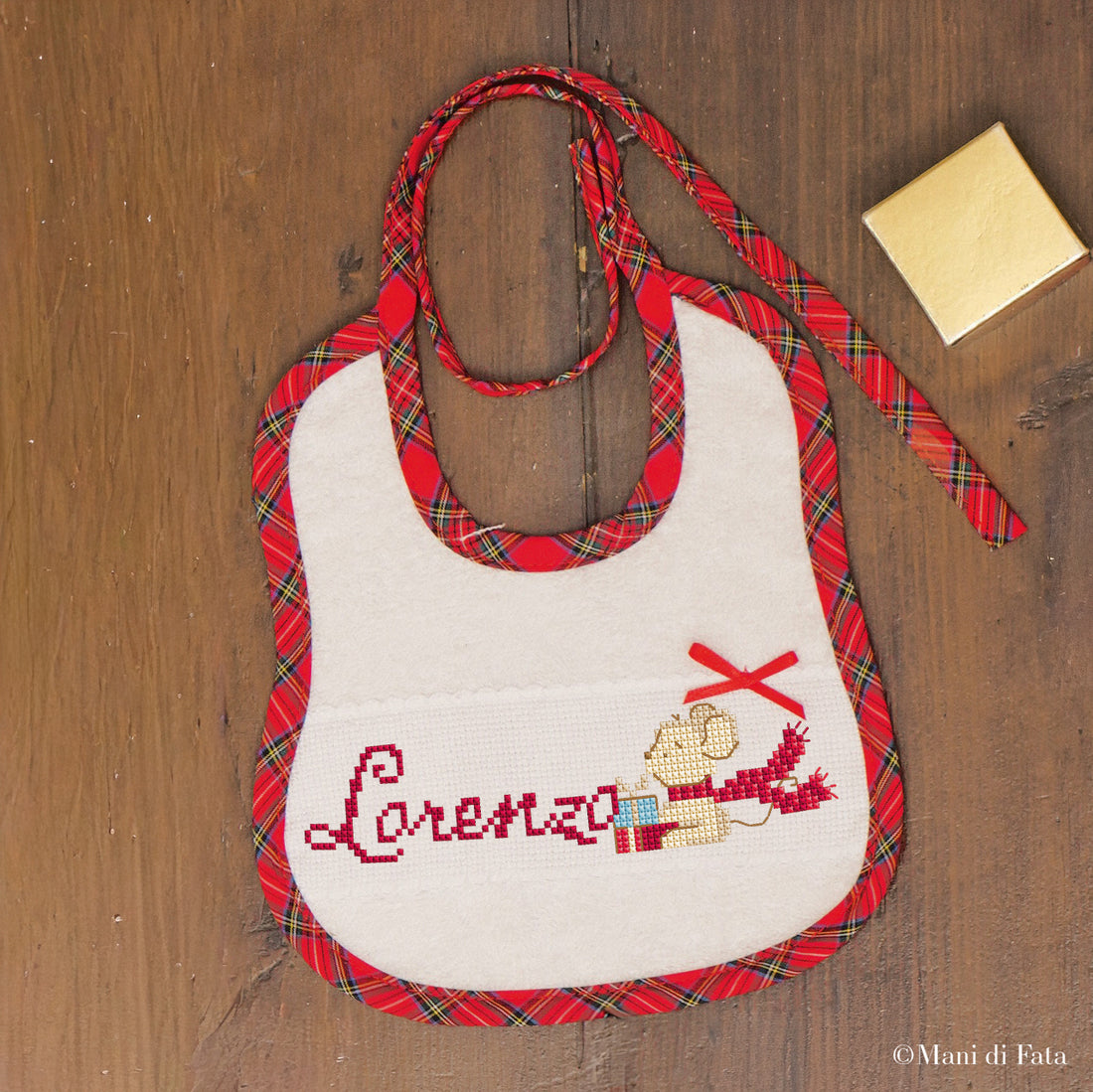 Kit bavetta natalizia sagomata Topino con nome ricamo punto croce