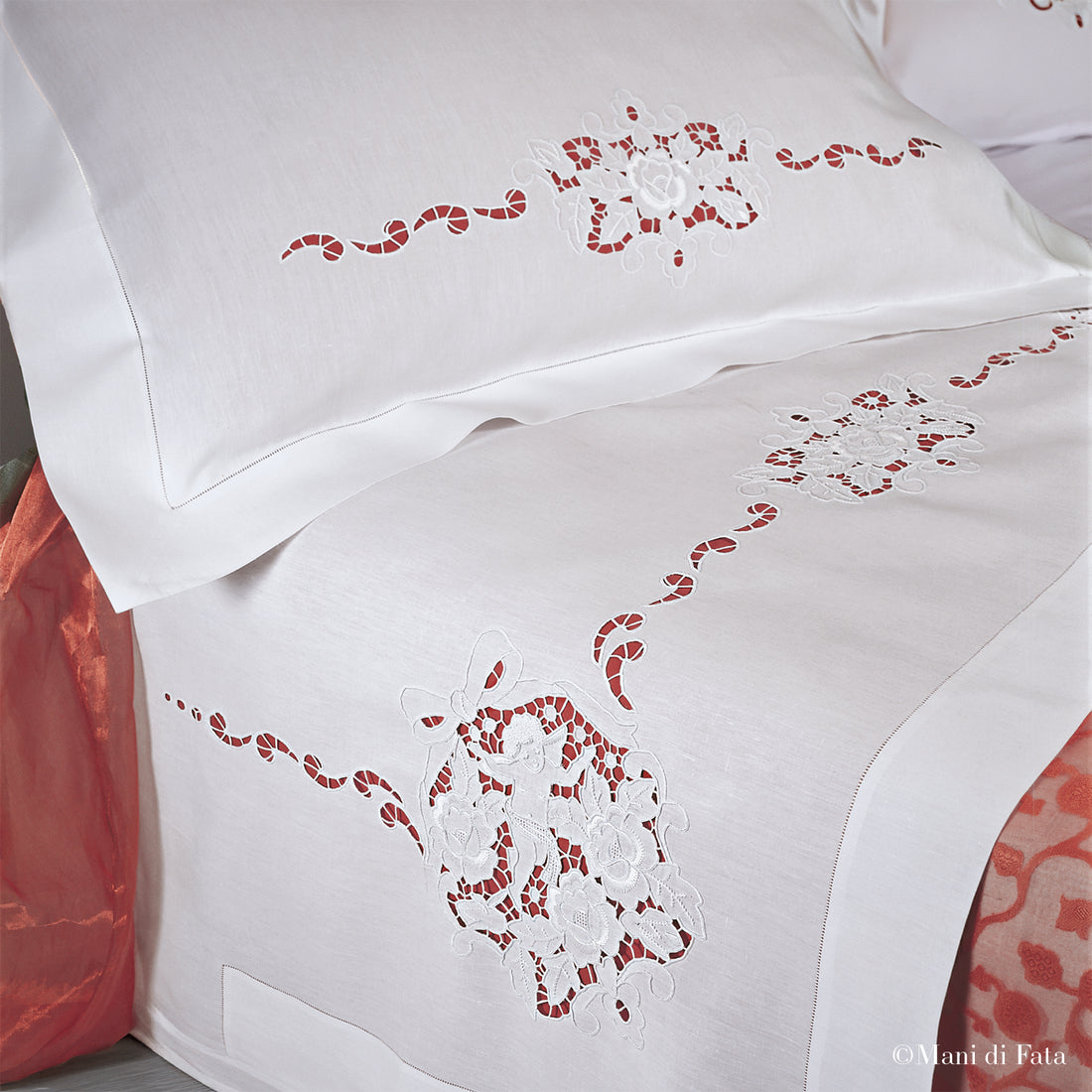 Disegno carta per il lenzuolo con Angioletti 007276