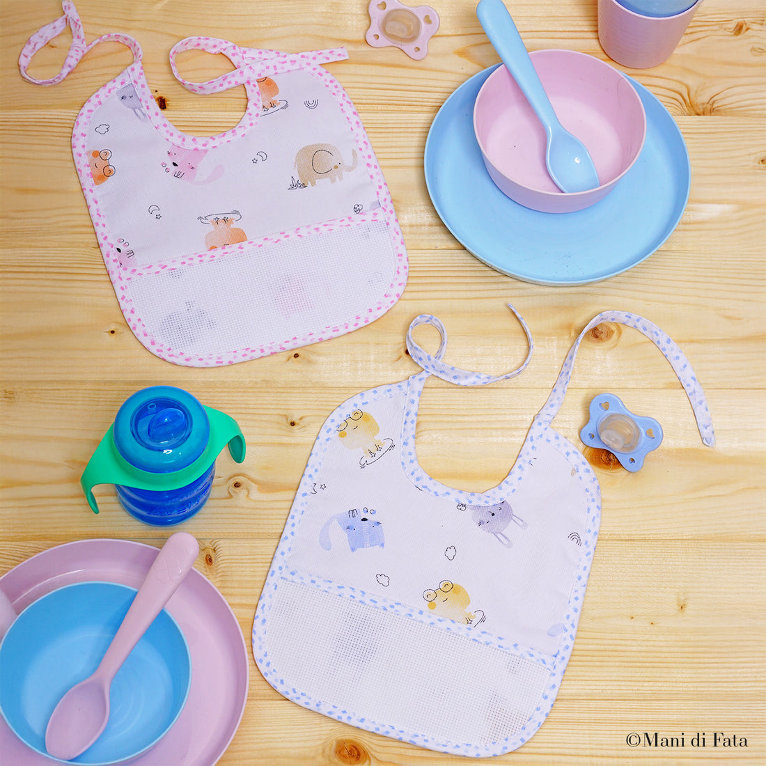 Bavaglino rettangolare in cotone da ricamare motivo animaletti