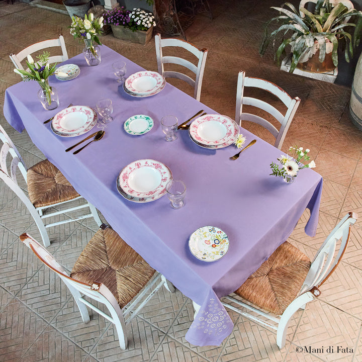 Tovaglia in cotone lilla da 8 posti con orlo semplice
