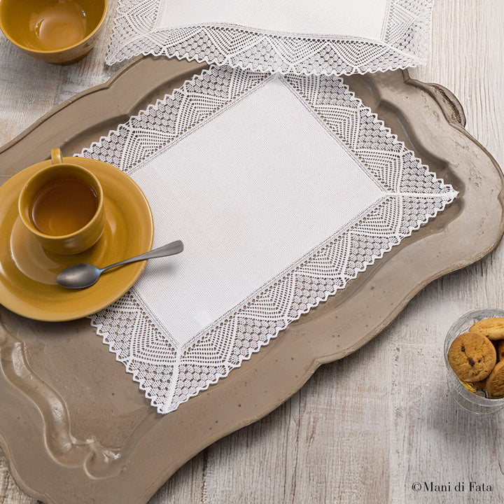 Centro rettangolare piccolo con pizzo ricamo a punto croce