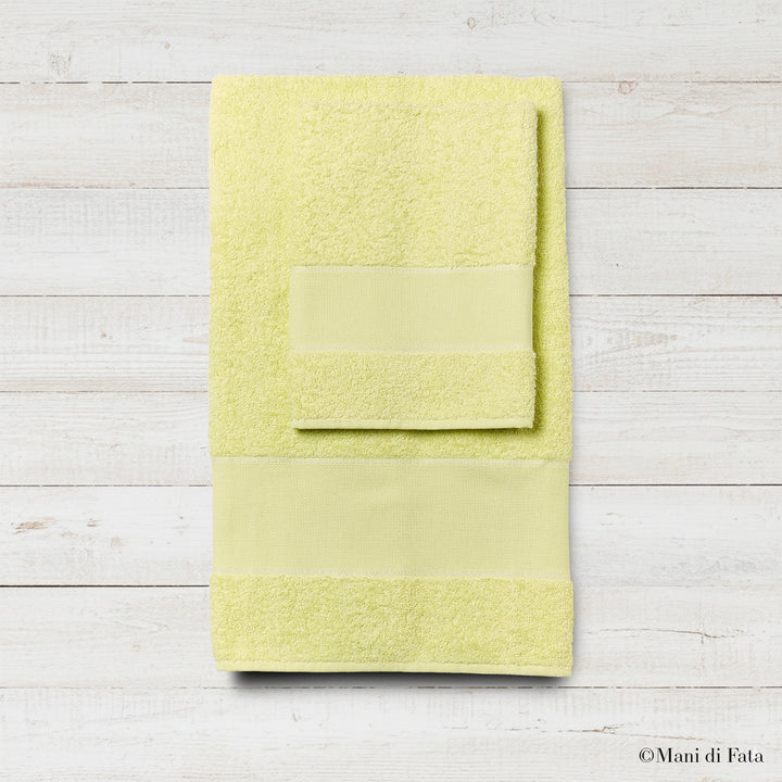 Parure spugna verde Asti ricamo punto croce