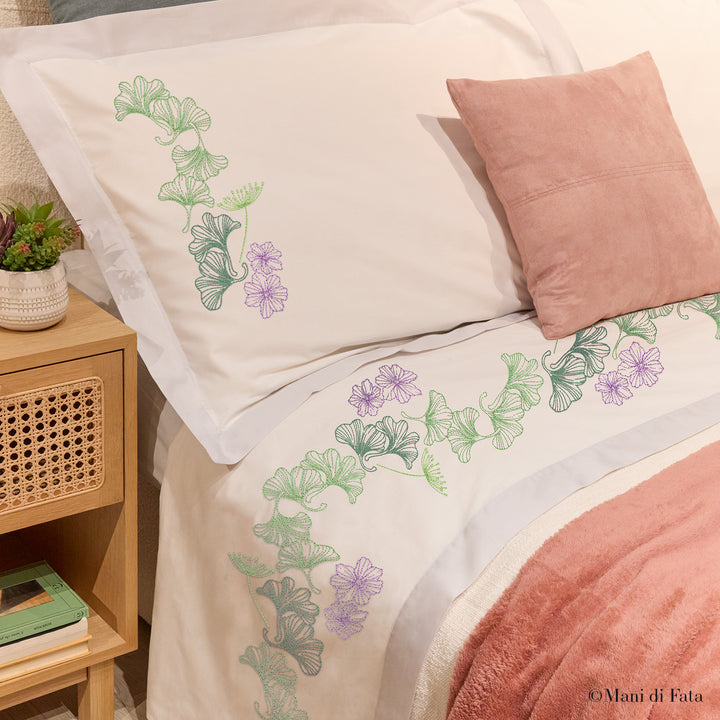 Kit lenzuolo matrimoniale Fiori lilla e foglie di ginkgo ricamo punti vari