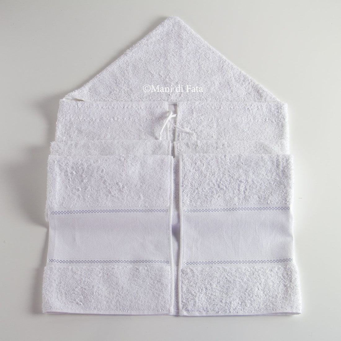 Accappatoio spugna baby bianco ricamo punto croce