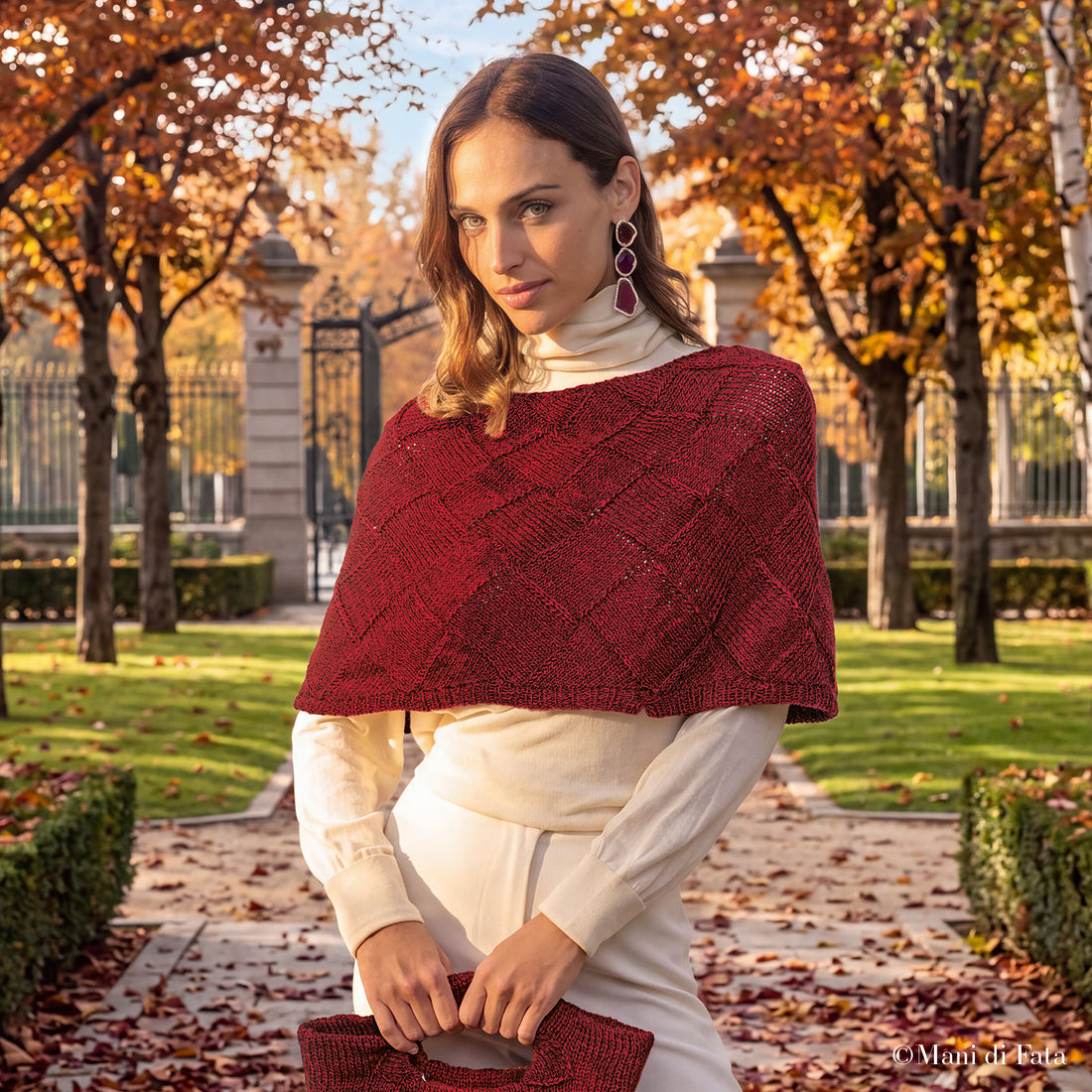 Kit cappa bordeaux intrecciata ad aghi circolari