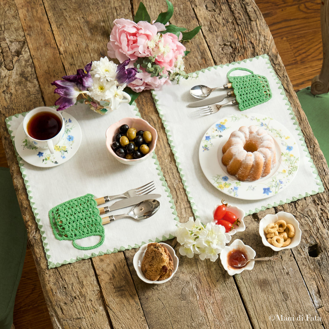 Kit coppia di tovagliette americane in lino Tazzina a uncinetto