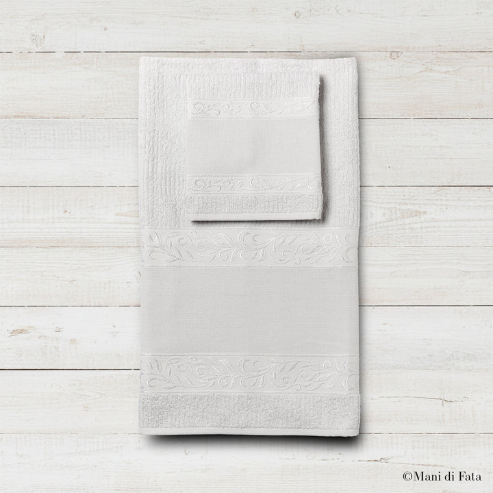 Parure spugna grigio perla Verona ricamo punto croce