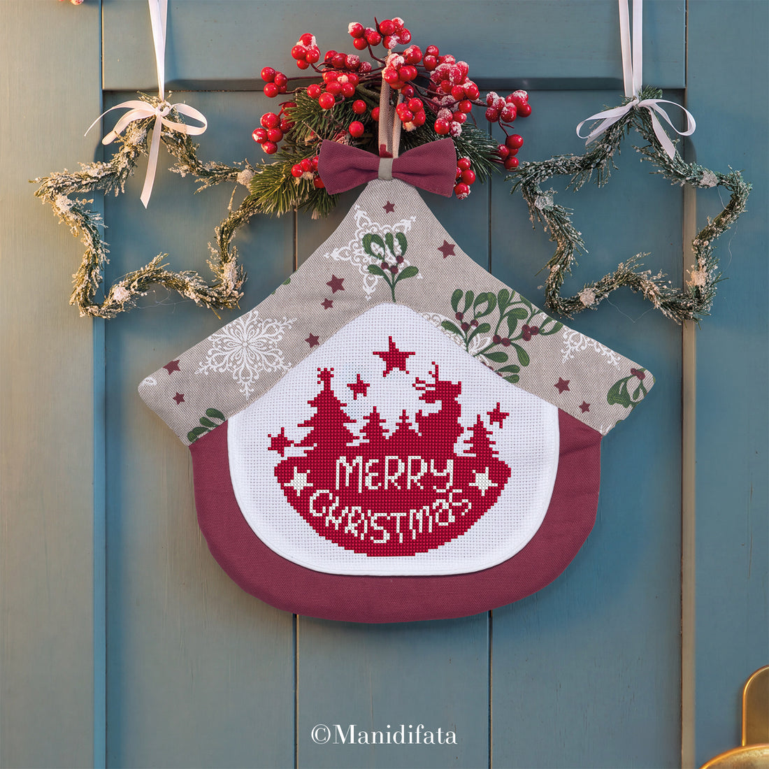 Kit fuoriporta casetta vischio Merry Christmas ricamo punto croce